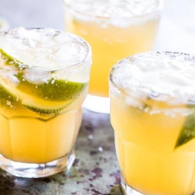 pineapple-lime-beer-margarita.html